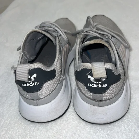 Adidas sneakers orthalite (SIZE DOWN NORMALLY SIZE 7) - Picture 3 of 4